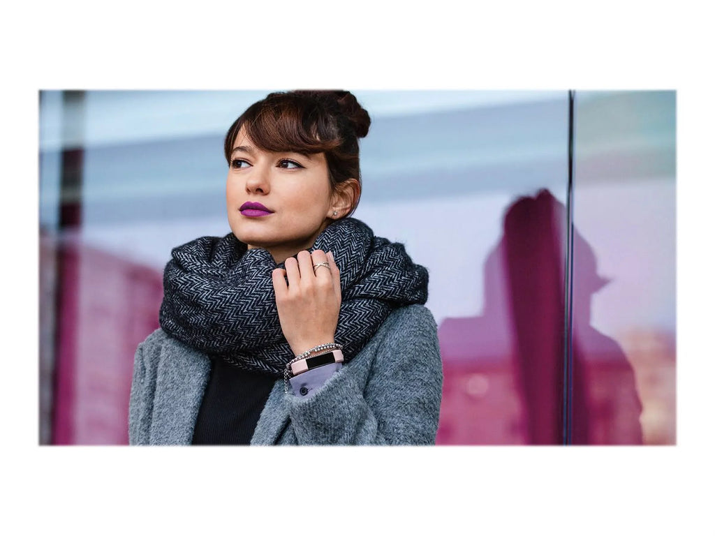 Blush Small, Leather Fitbit Pink Alta Band