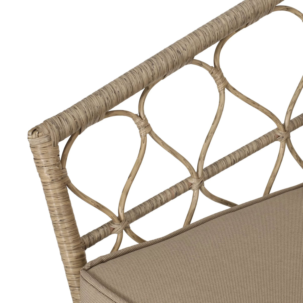 Outdoor Brown and 4 Light Wicker Cushions, Set with Beige Seater Montserrat Chat