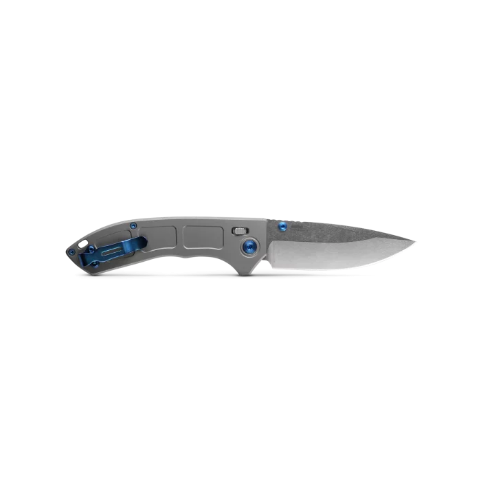 3.43-Inch Folding Blade Titanium M390 Narrows Knife Handle Steel 748 Benchmade