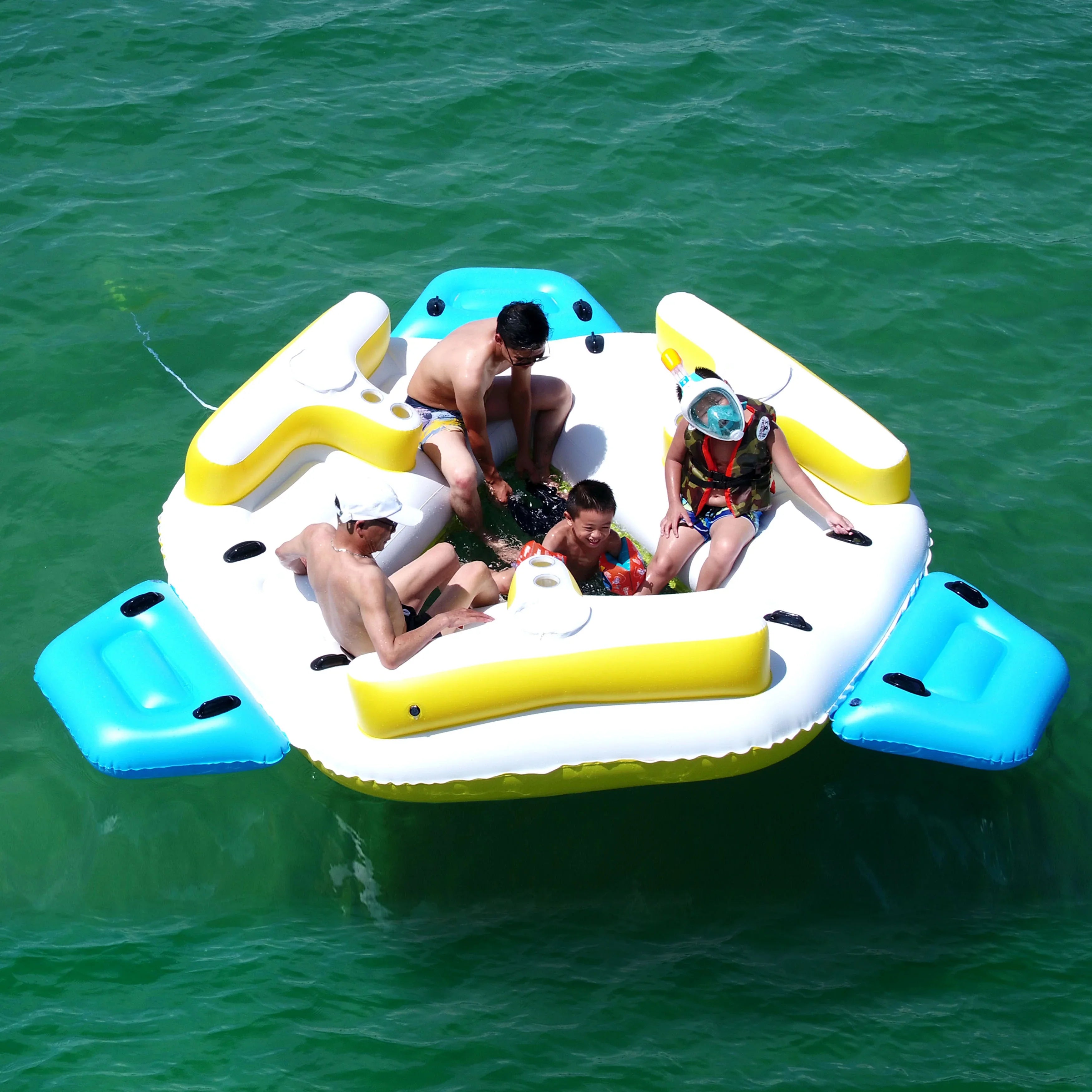 ALEKO IFI6P Island Raft Coolers Floating Person - 6 Holders Lounge with and Cup Inflatable