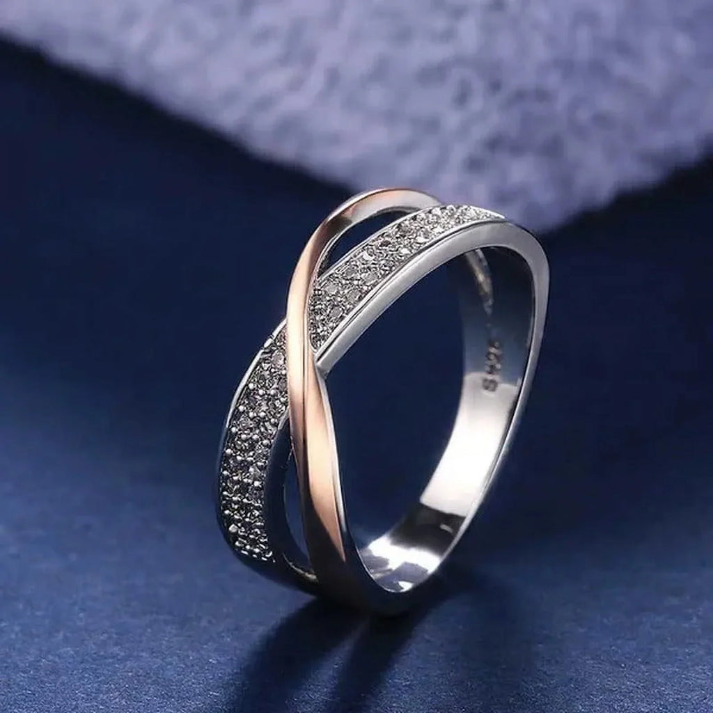 Rose Kingladies Fashion Sapphire White Cross Ring Ladies Gold Valen Delysia Ring