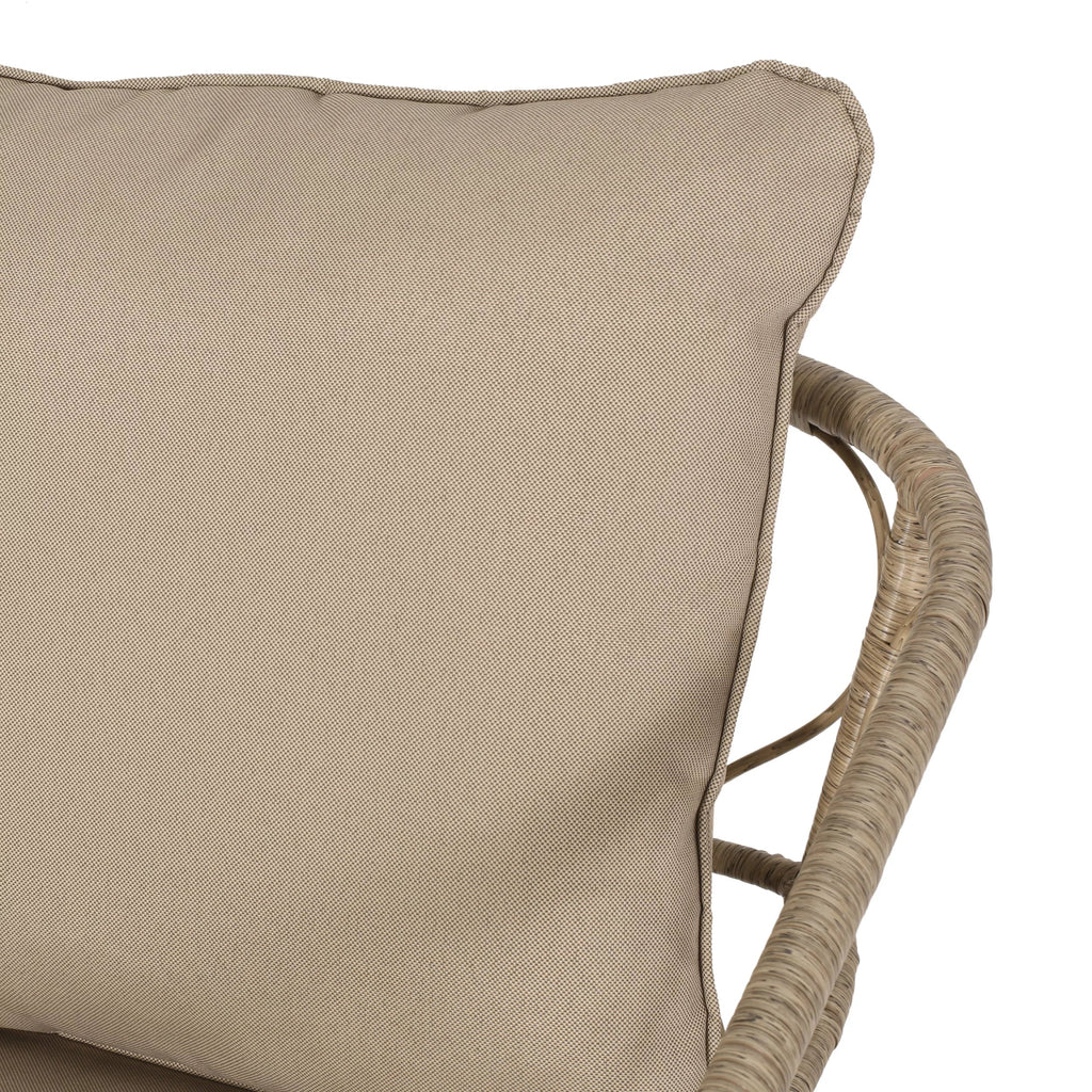 Outdoor Brown and 4 Light Wicker Cushions, Set with Beige Seater Montserrat Chat