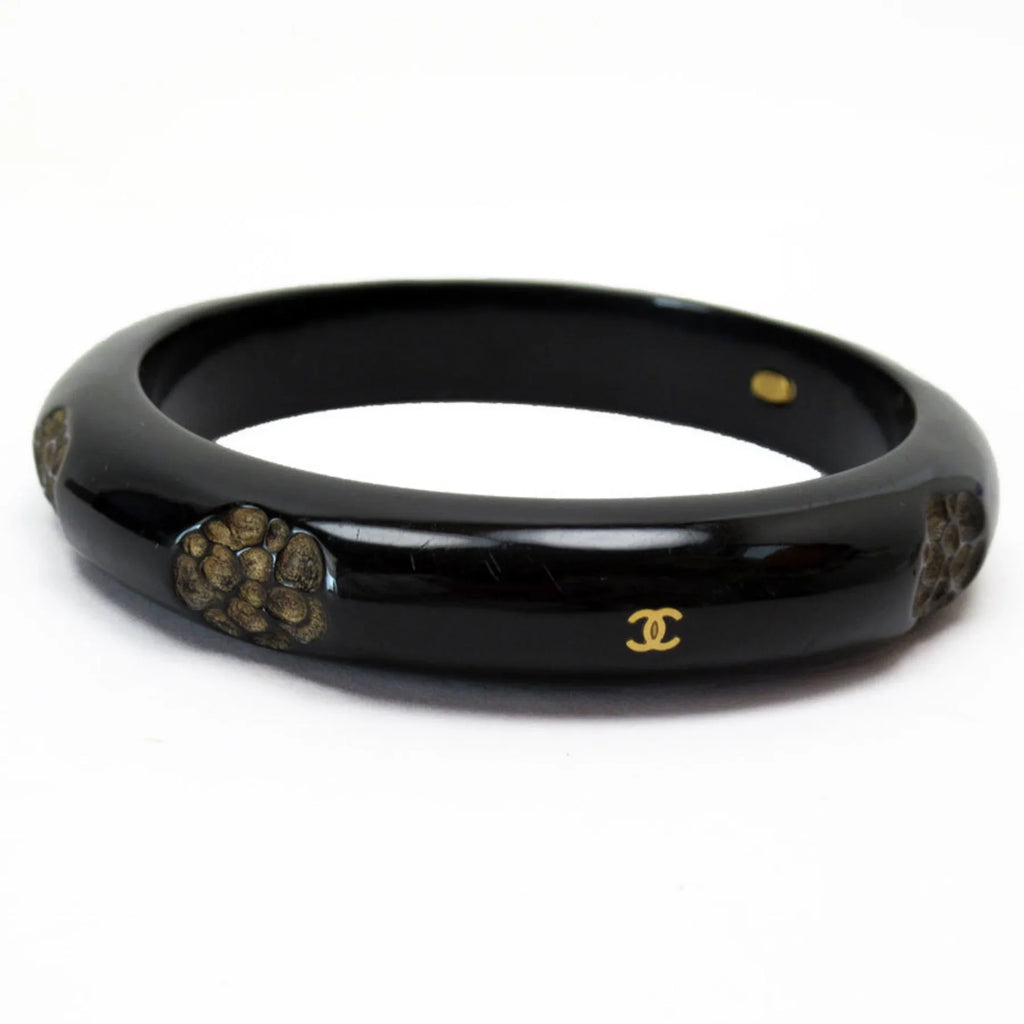 Women's Black/Beige Coco Wood Camellia Bracelet Pre-Owned Mark CHANEL Bangle (Good)