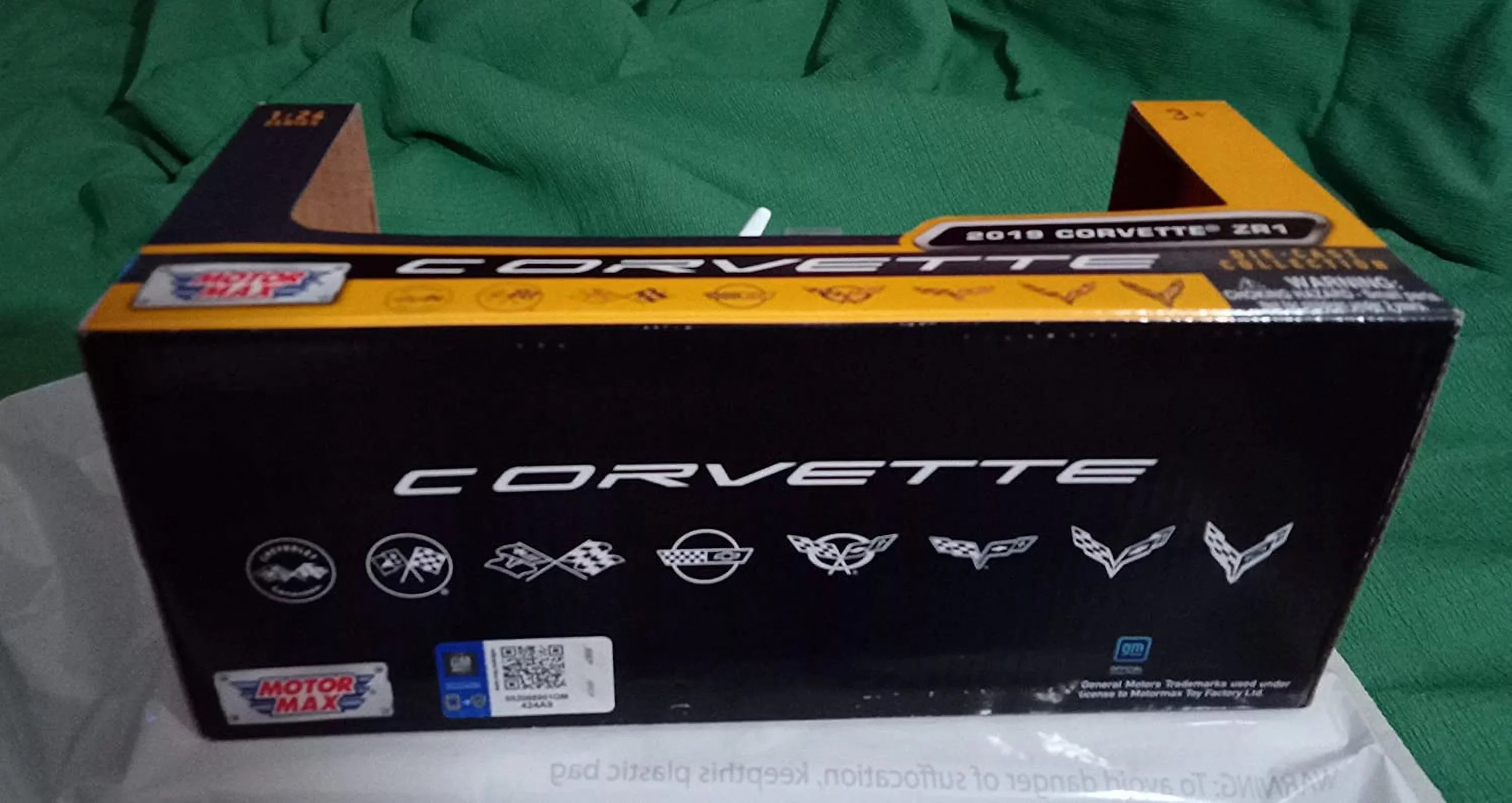 Model 2019 - scale Car Toy White - Diecast Max Corvette 79356WH Motor Chevy ZR1, 1/24