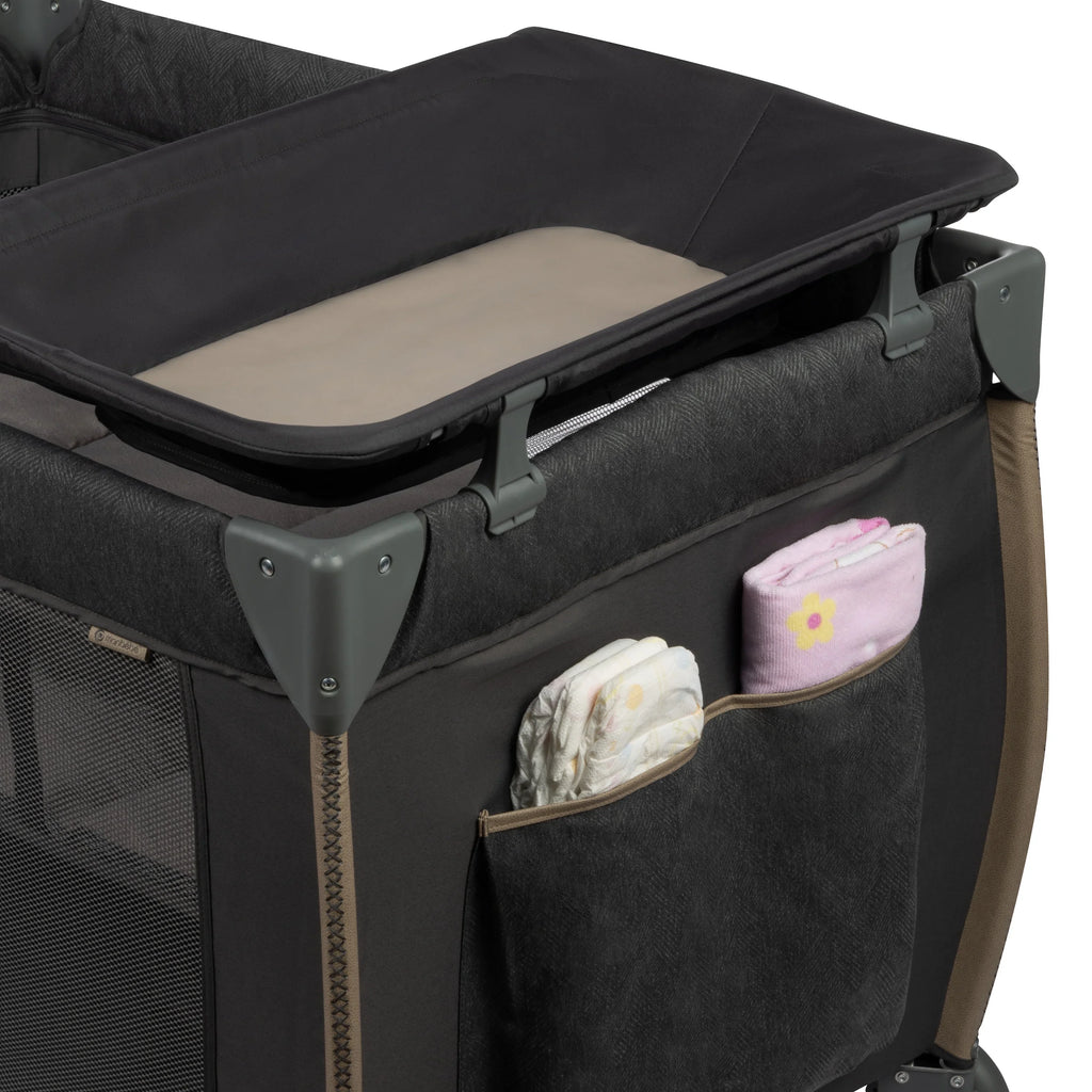 Full with Monbebe Point Rocking Bassinet, Size Castle Yard Play