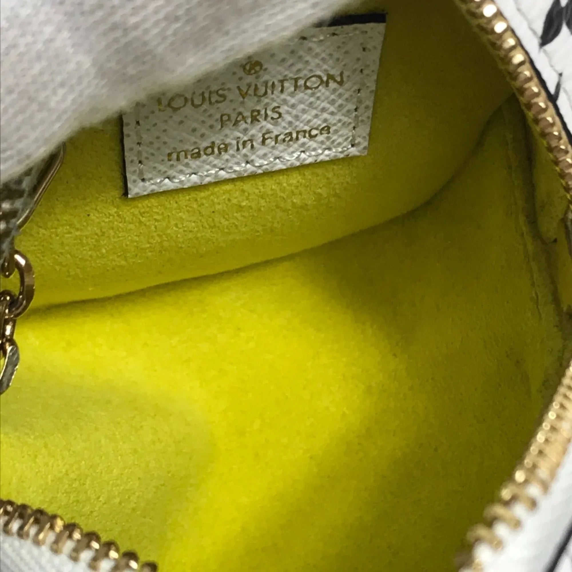 Pouch Accessory (Good) Giant Cube VUITTON Women's Monogram Pre-Owned LOUIS White/Multicolor Portomone M67669 Canvas
