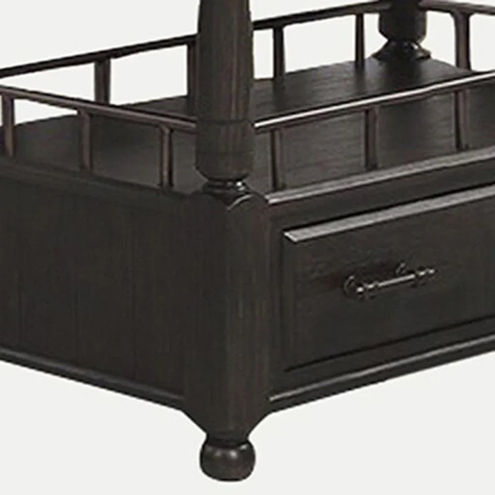 Logans Bed- Bernards White Captain'S