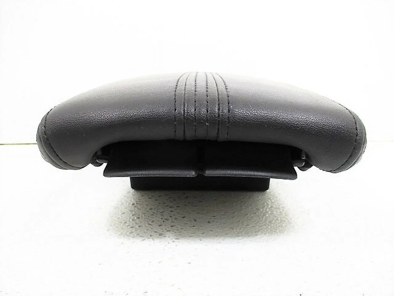 Pre-Owned Lid OEM 2012 (Good) Black Leather Console LKQ MKZ Lincoln Armrest