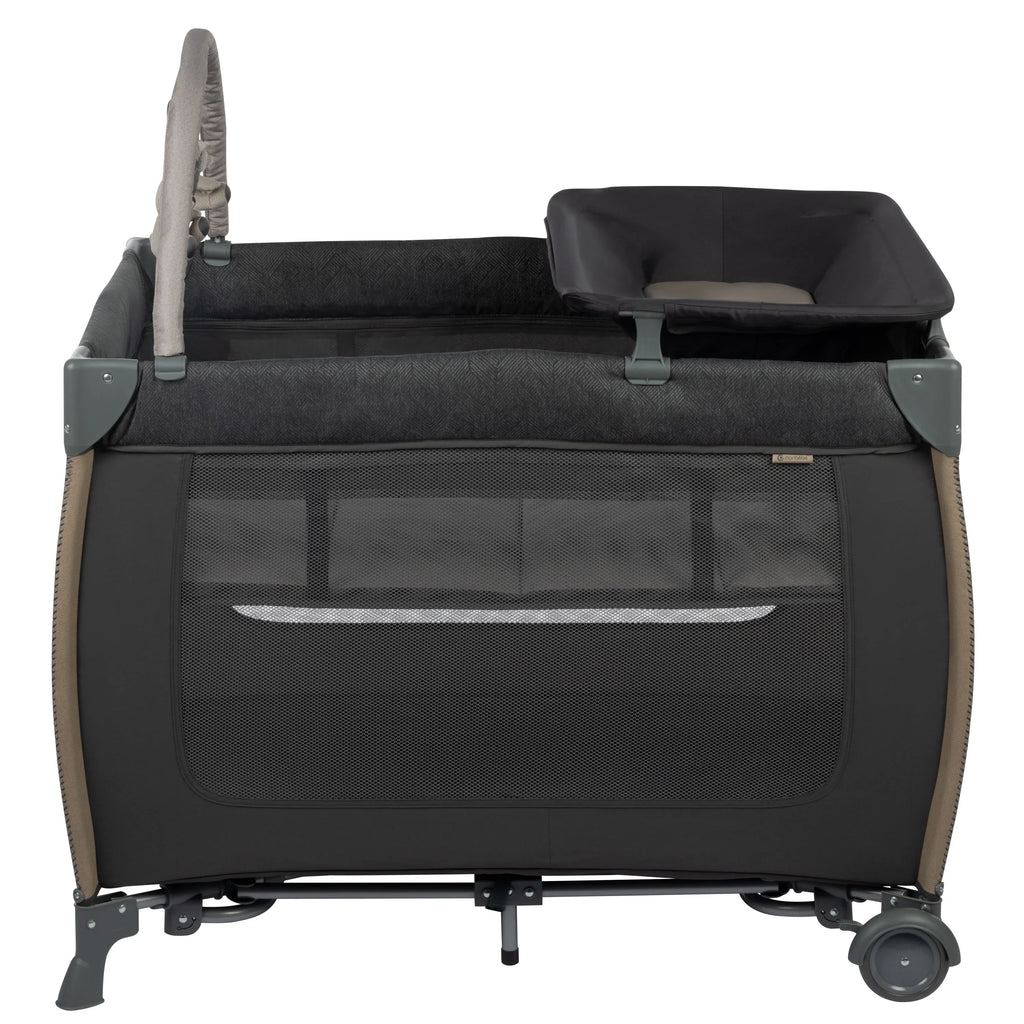 Full with Monbebe Point Rocking Bassinet, Size Castle Yard Play