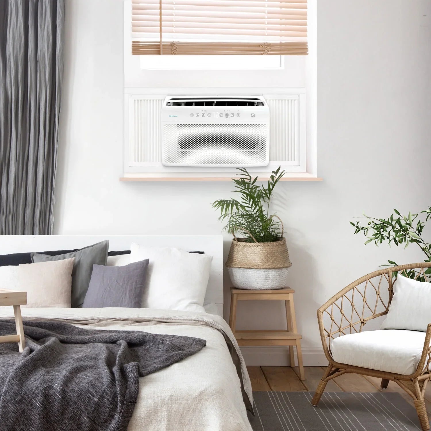 Control 8,000 Air Window BTU with Mounted Inverter Remote Keystone Conditioner