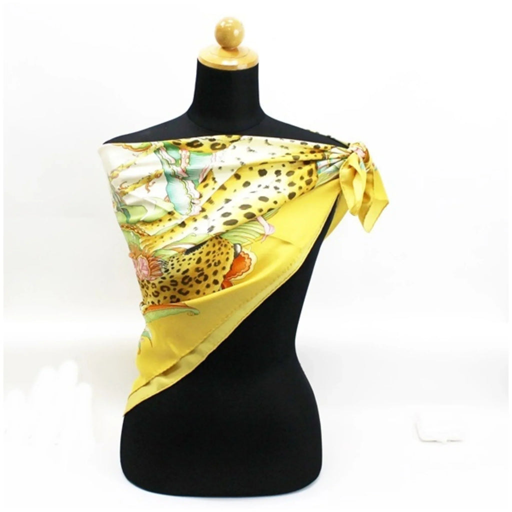 Yellow Scarf Print Silk Pre-Owned Salvatore Muffler Leopard Ferragamo Women's (Good)