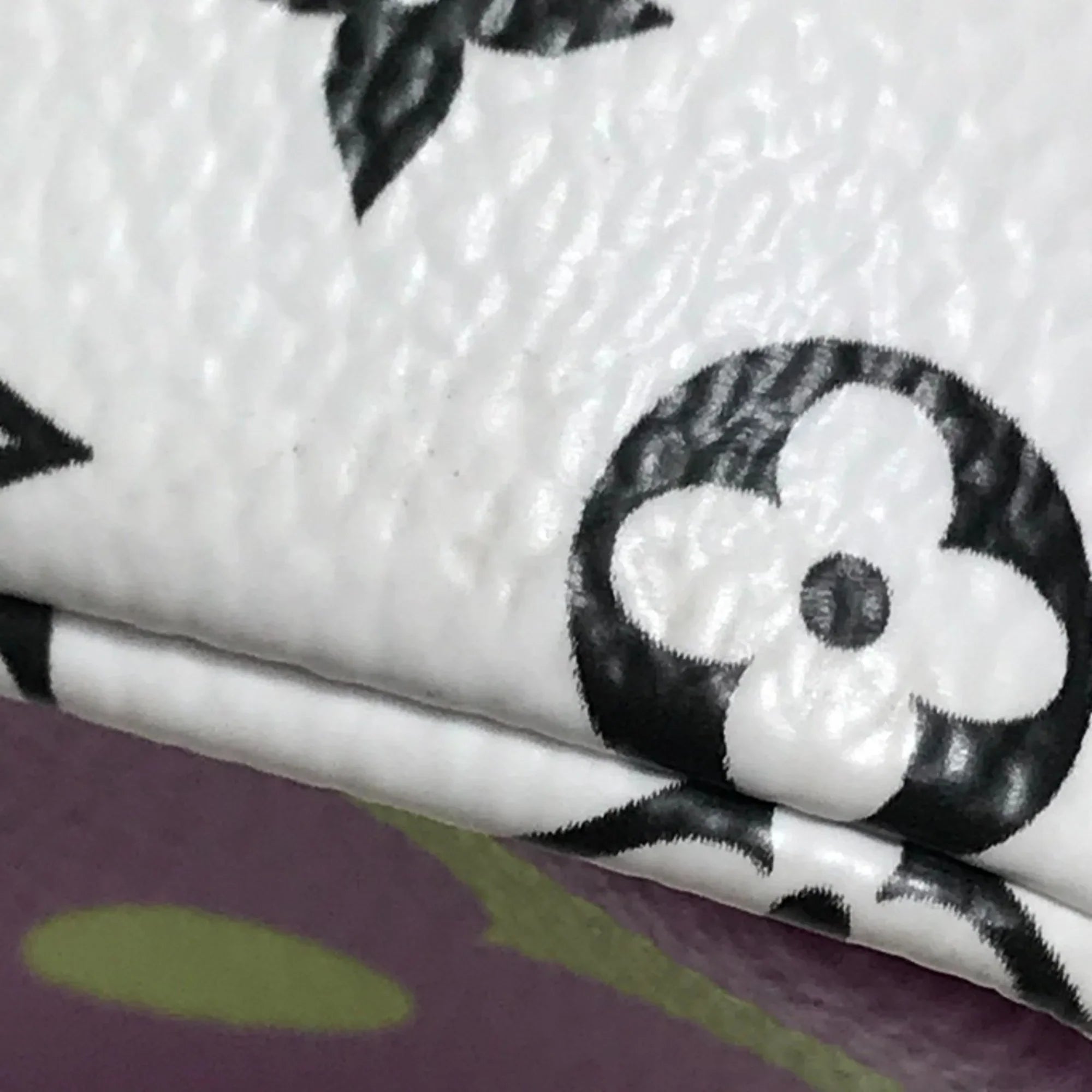 Pouch Accessory (Good) Giant Cube VUITTON Women's Monogram Pre-Owned LOUIS White/Multicolor Portomone M67669 Canvas
