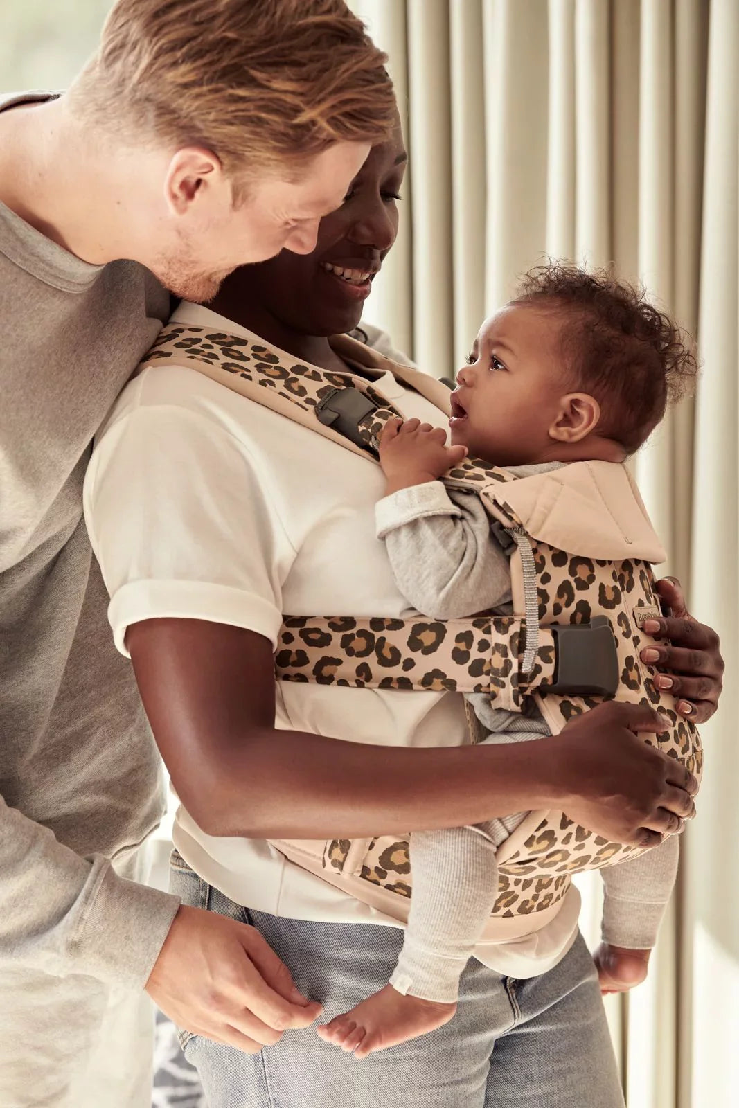 Carrier Mix, BabyBjorn Beige/Leopard One, Baby Cotton