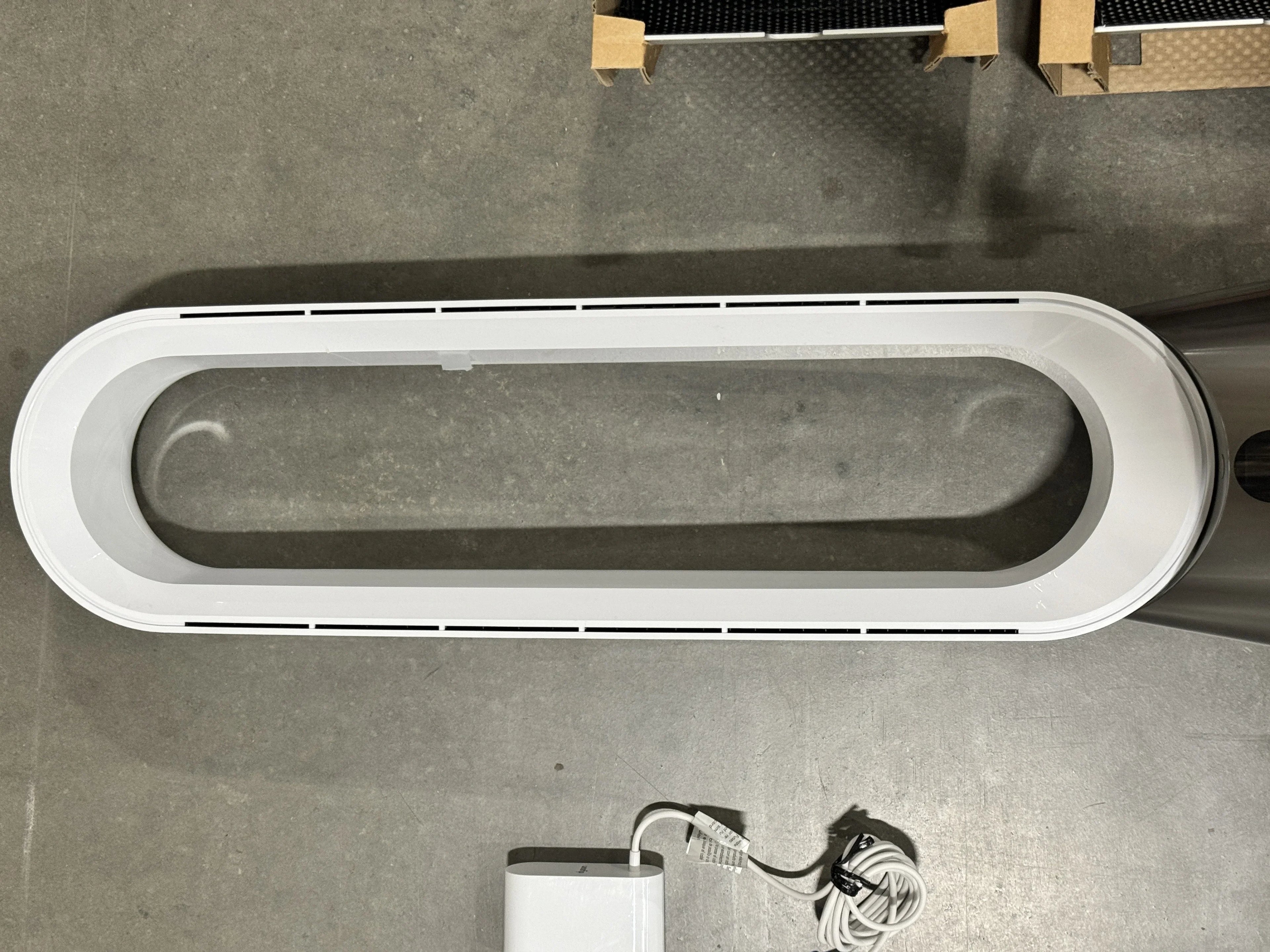 Purifying Pure TP04 Dyson Cool White Tower (Fair) Connected Fan Pre-Owned 310124-02 -